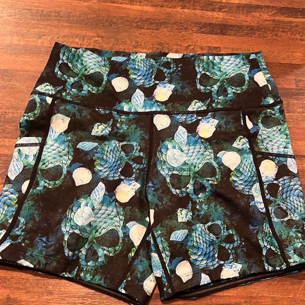CVG Skulls 5” shorts